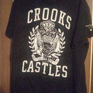 Crooks & Castles Black T‑Shirt with White Crest Graphic - XL